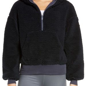 NWT ALO Yoga 	Navy STREETSIDE HALF ZIP HOODIE